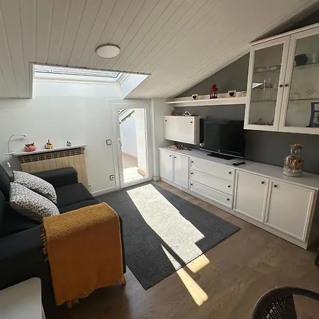 Loft Del Taga Apartment *